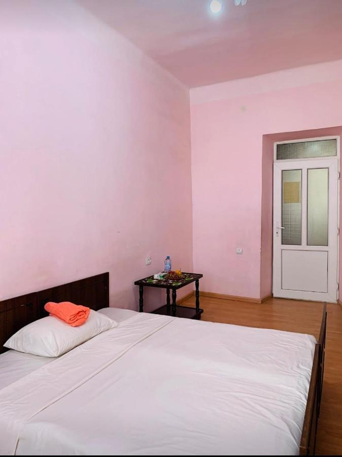 Infinity Hostel & Tour Ереван Экстерьер фото