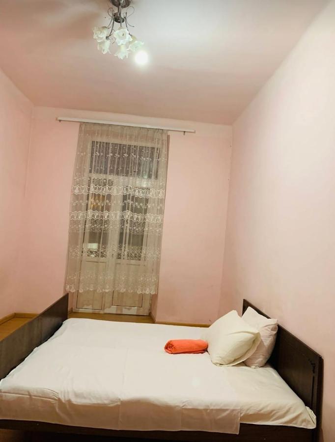 Infinity Hostel & Tour Ереван Экстерьер фото